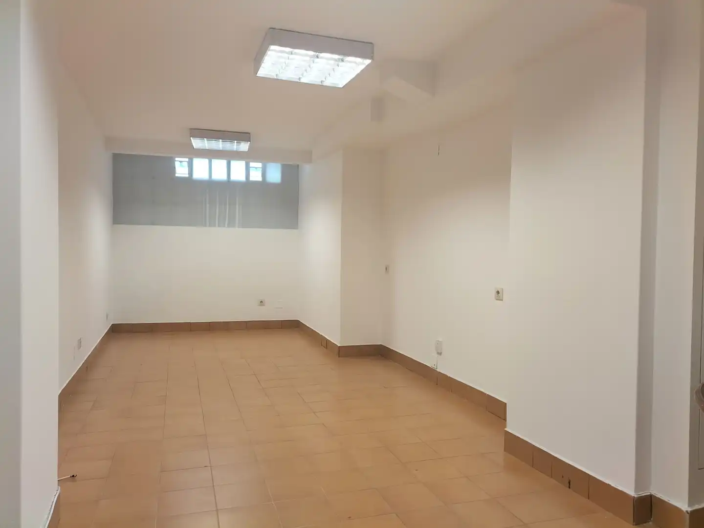 Büro zum Verkauf in Praza Pontevedra, Ensanche
