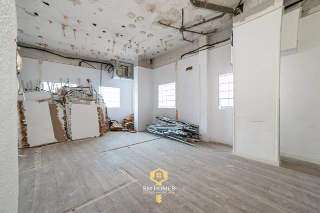 Local comercial en Alquiler en Calle de Begoña en Coslada pueblo