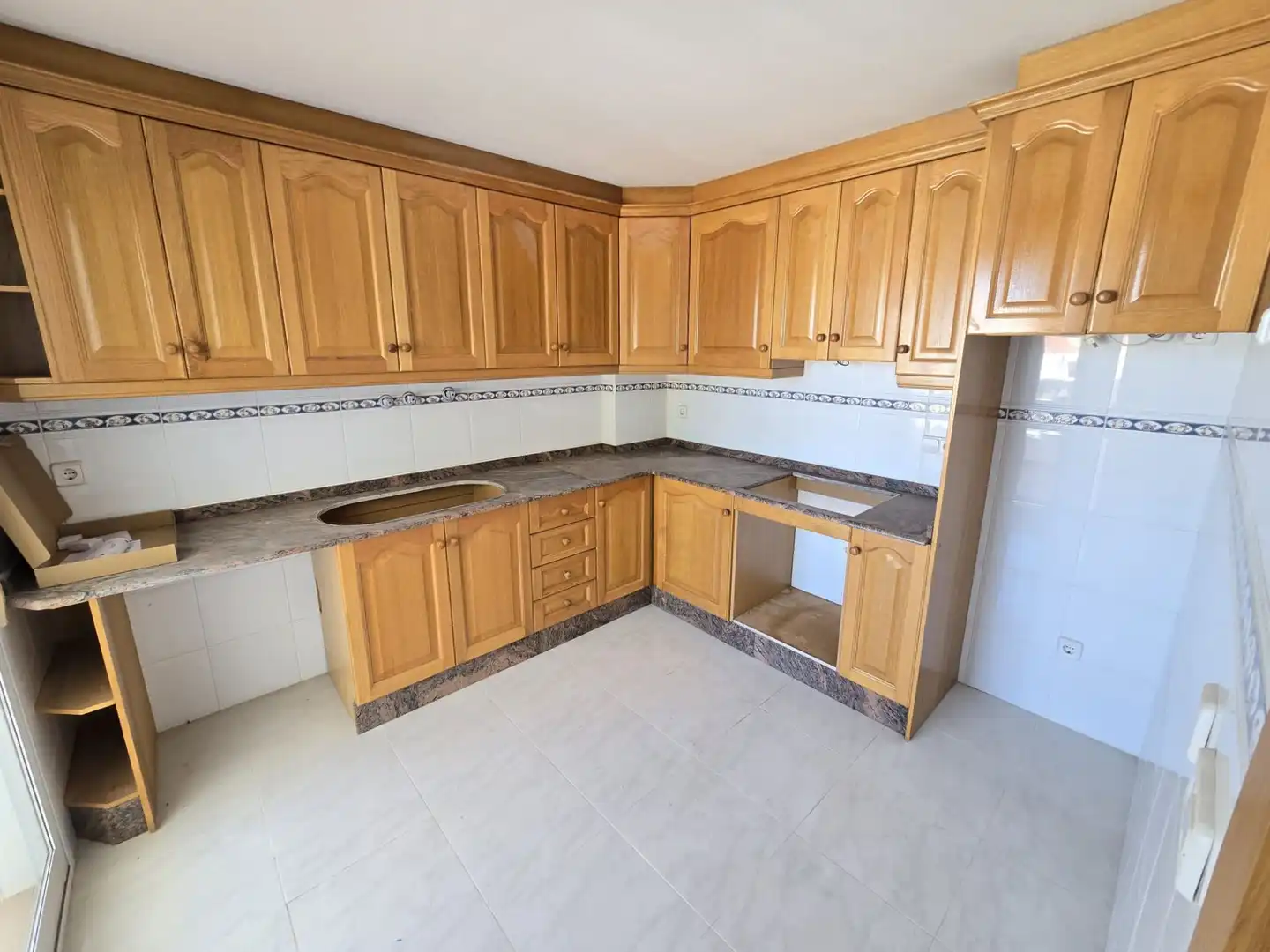 Cocina de Casa o chalet en venta en Jacarilla con Jardín privado, Piscina y Amueblado