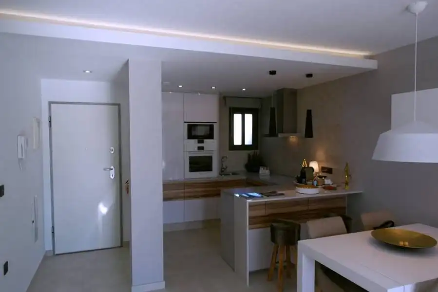 Bungalow con terraza en venta en El Raso, imagen 16