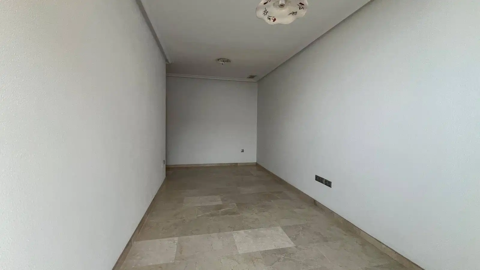 Piso en venta en Elche / Elx con Balcón