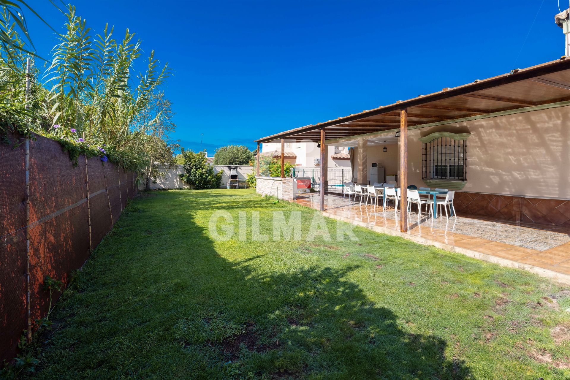 Jardí de Casa o xalet de lloguer en El Puerto de Santa María amb Aire condicionat, Jardí privat i Piscina