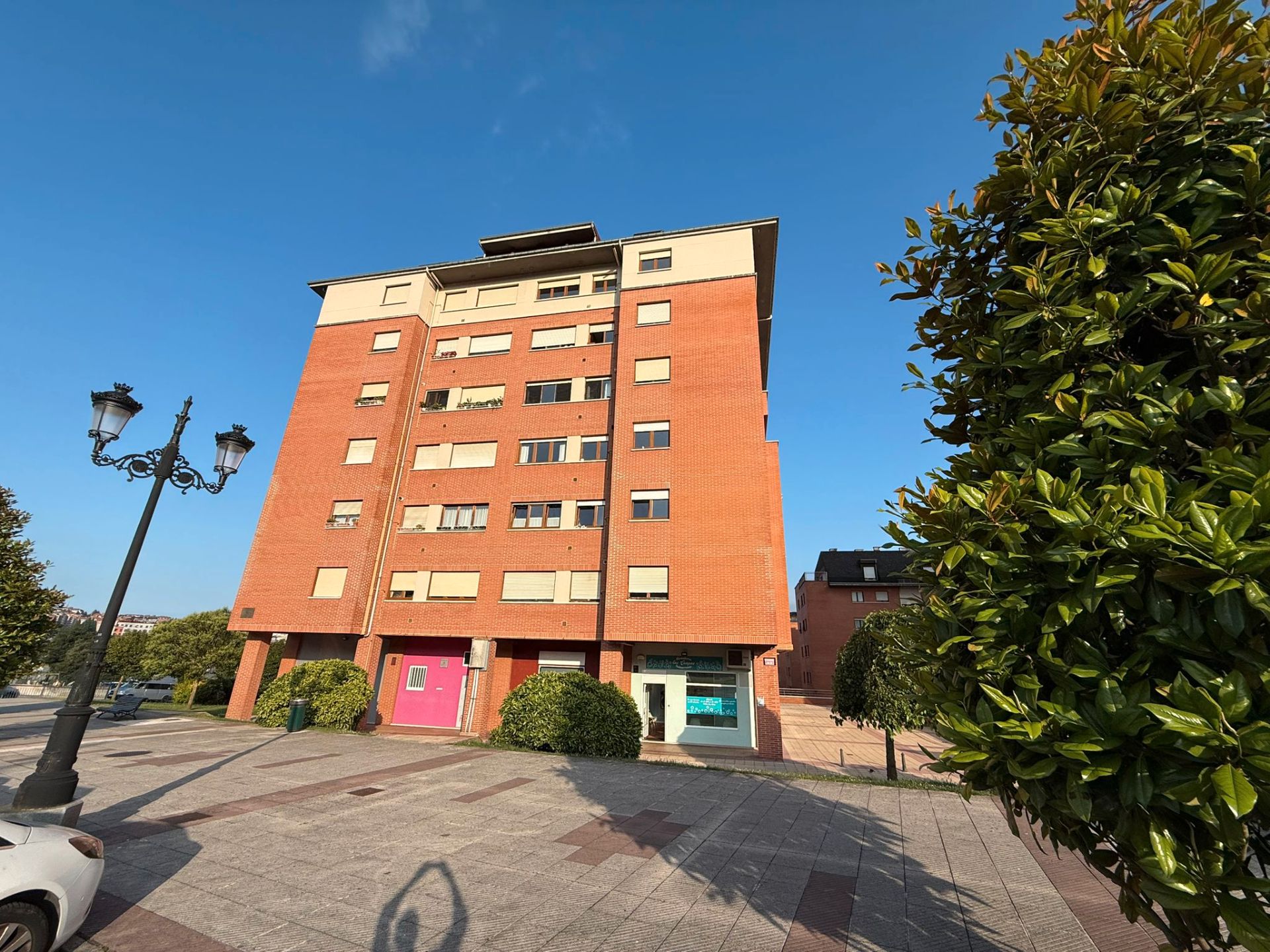 Exterior view of Flat for sale in Oviedo   with Heating and Storage room