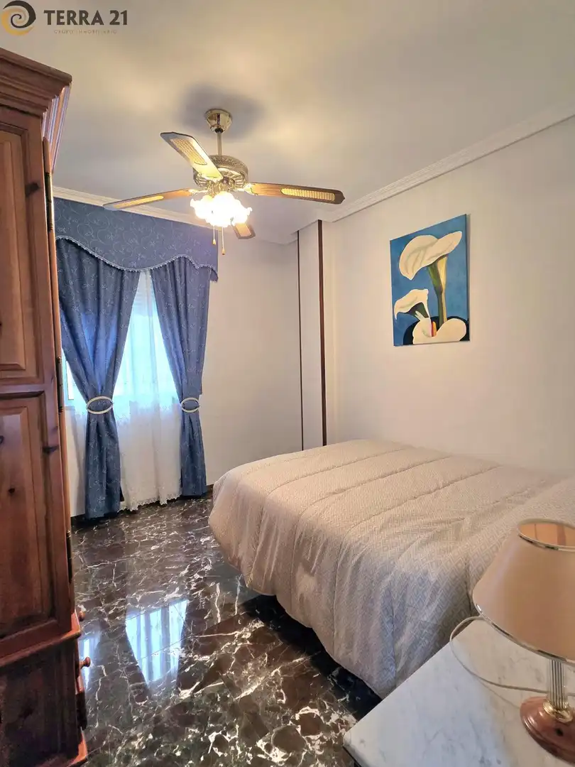 Schlafzimmer von Wohnung zur untervermieten in Jaén mit Klimaanlage, Heizung und Terrasse