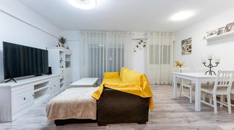 Foto 4 de Planta baixa en venda a La Roureda, Barcelona