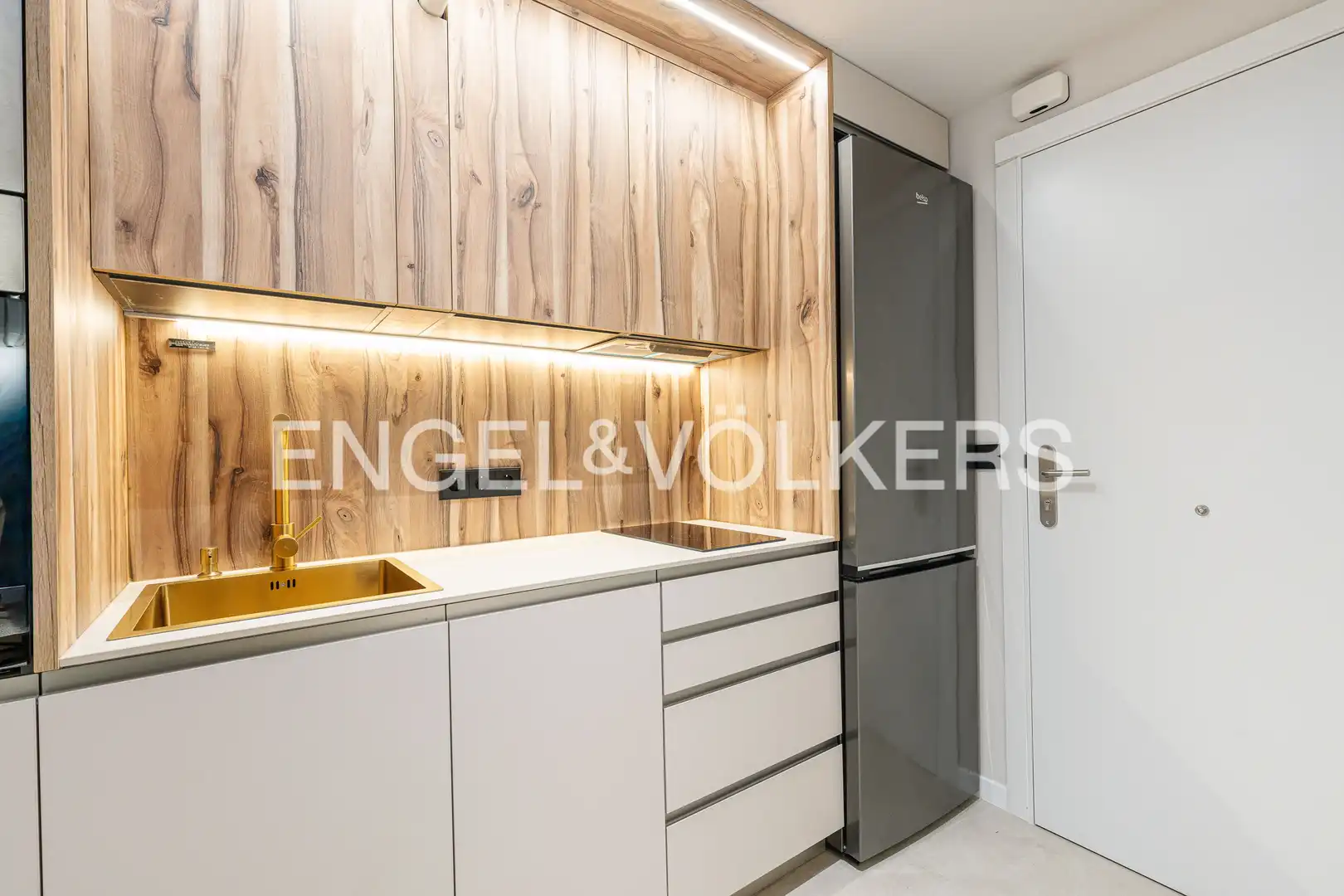 Apartament de lloguer a Calle de San Aquilino, Almenara -Ventilla