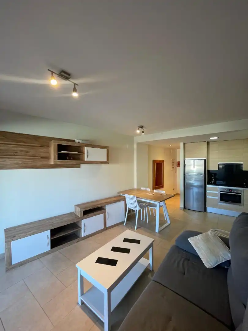 Cuina de Pis de lloguer en Roses amb Aire condicionat