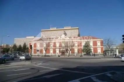 Vista exterior de Estudi en venda en Madrid amb Aire condicionat i Calefacció