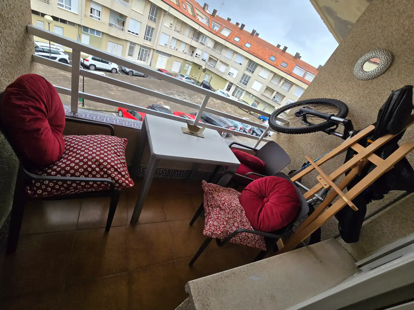 Terrasse von Wohnung zum Verkauf in Bareyo mit Heizung, Terrasse und Möbliert
