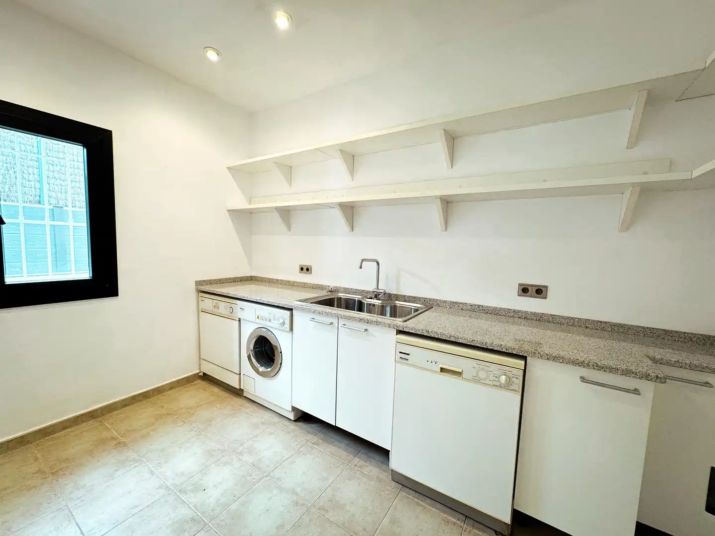 Detached house with pool to rent in Carrer dels Capitans de Mar, imagen 14