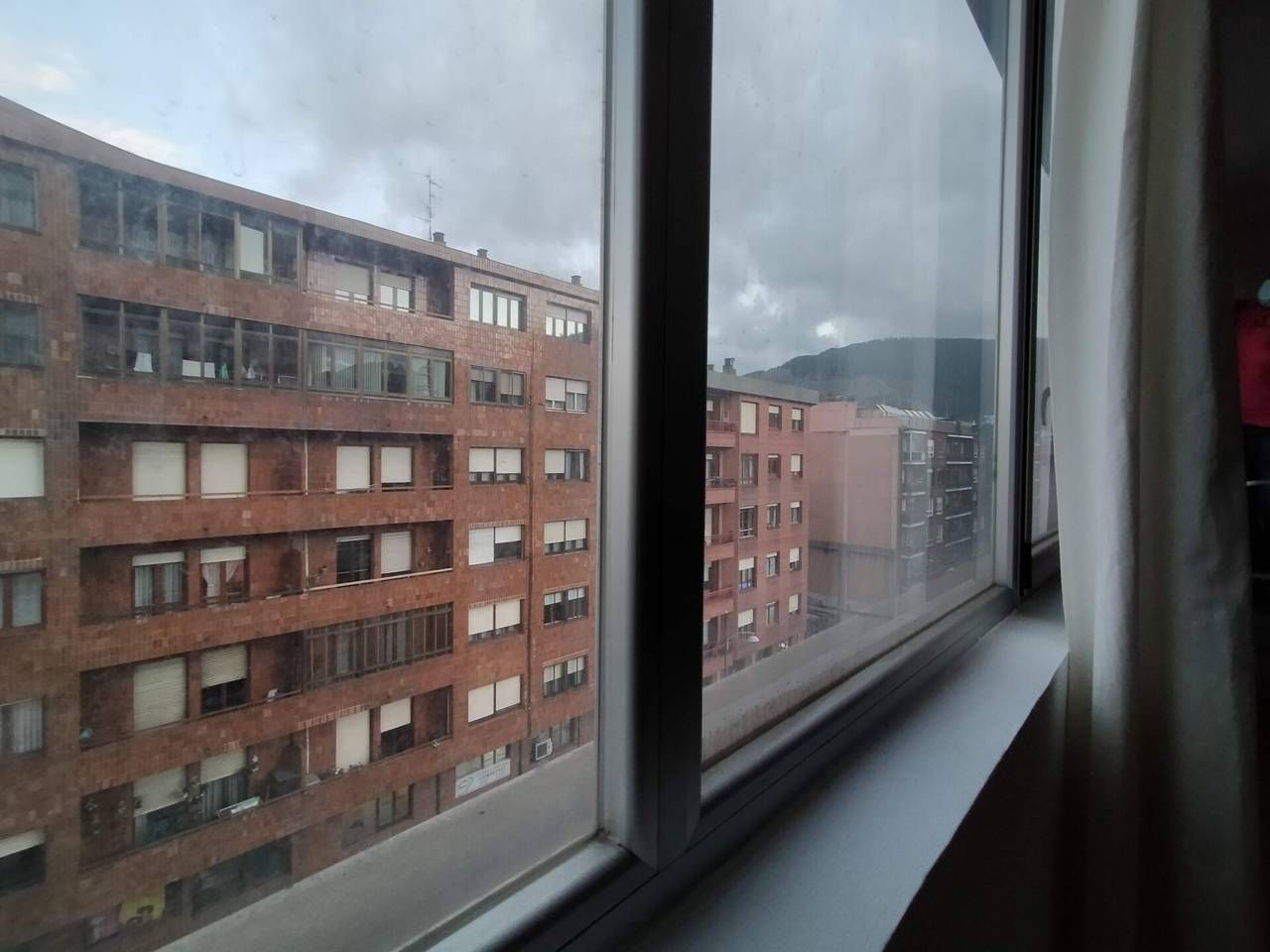 Dormitori de Oficina de lloguer en Bilbao  amb Alarma
