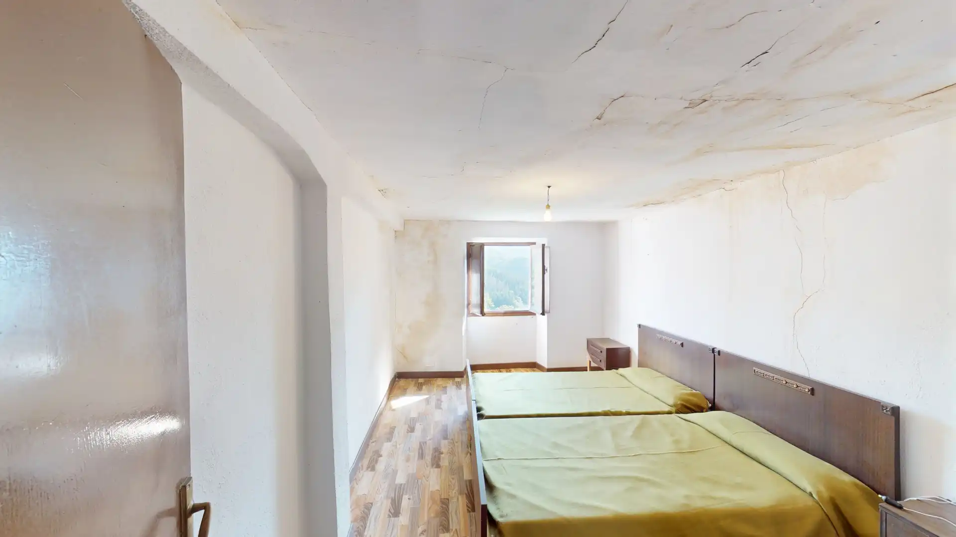 Habitación de Casa adosada en venta en Zegama con Jardín privado y Amueblado