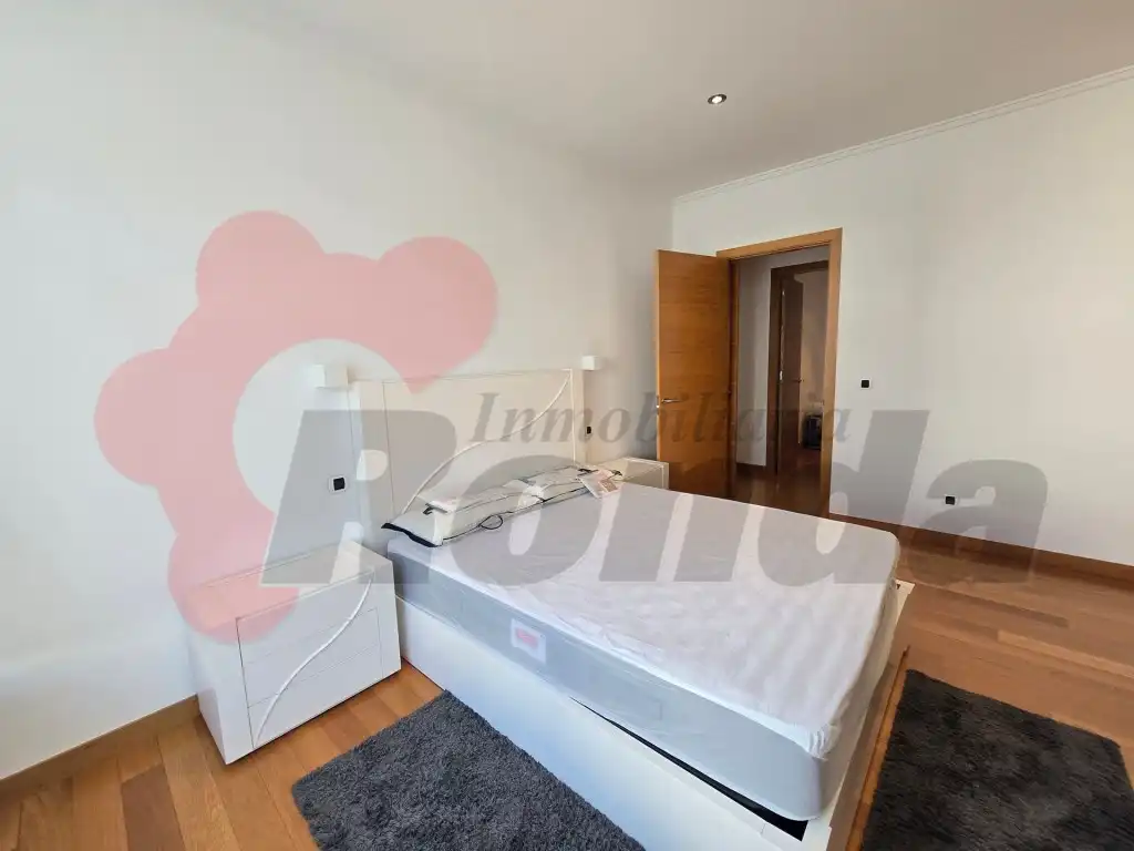 Apartament de lloguer a Rua Doutor Castro, Centro - Recinto Amurallado