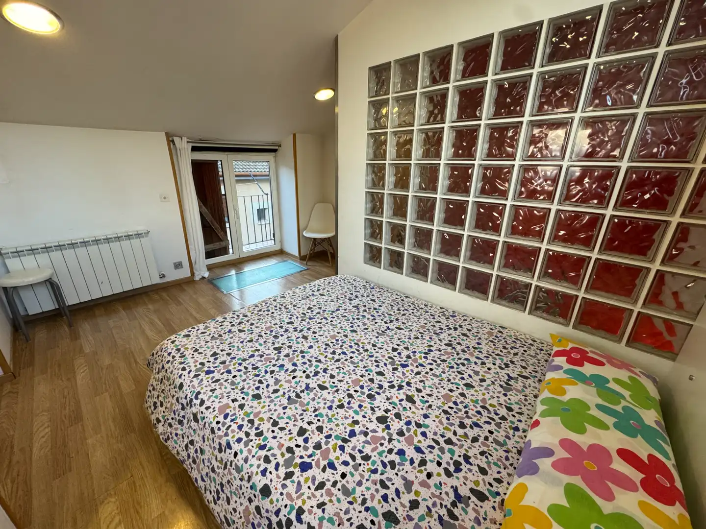 Habitación de Ático en venta en Jaca con Terraza, Trastero y Amueblado
