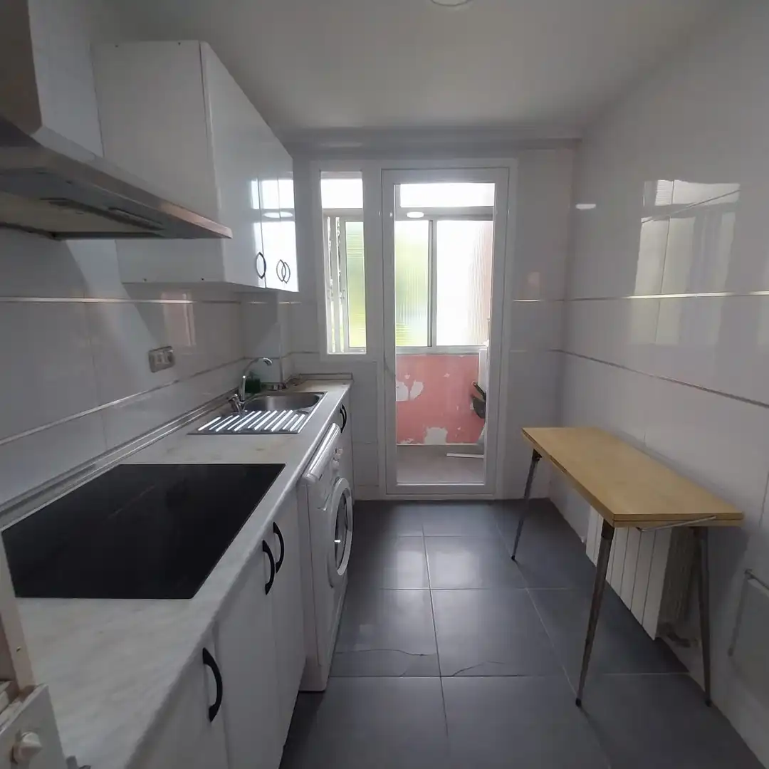 Kitchen of Flat for sale in Valladolid  with Heating, Parquet flooring and Terrace