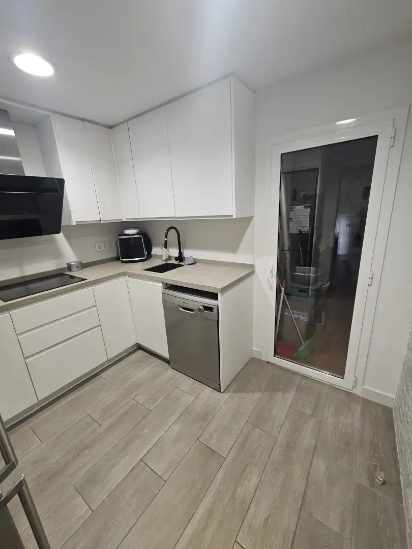 Cocina de Piso en venta en Vilanova i la Geltrú con Aire acondicionado y Terraza