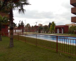 Piscina de Pis de lloguer en  Granada Capital amb Calefacció i Piscina comunitària