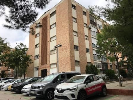 Vista exterior de Pis en venda en Cornellà de Llobregat