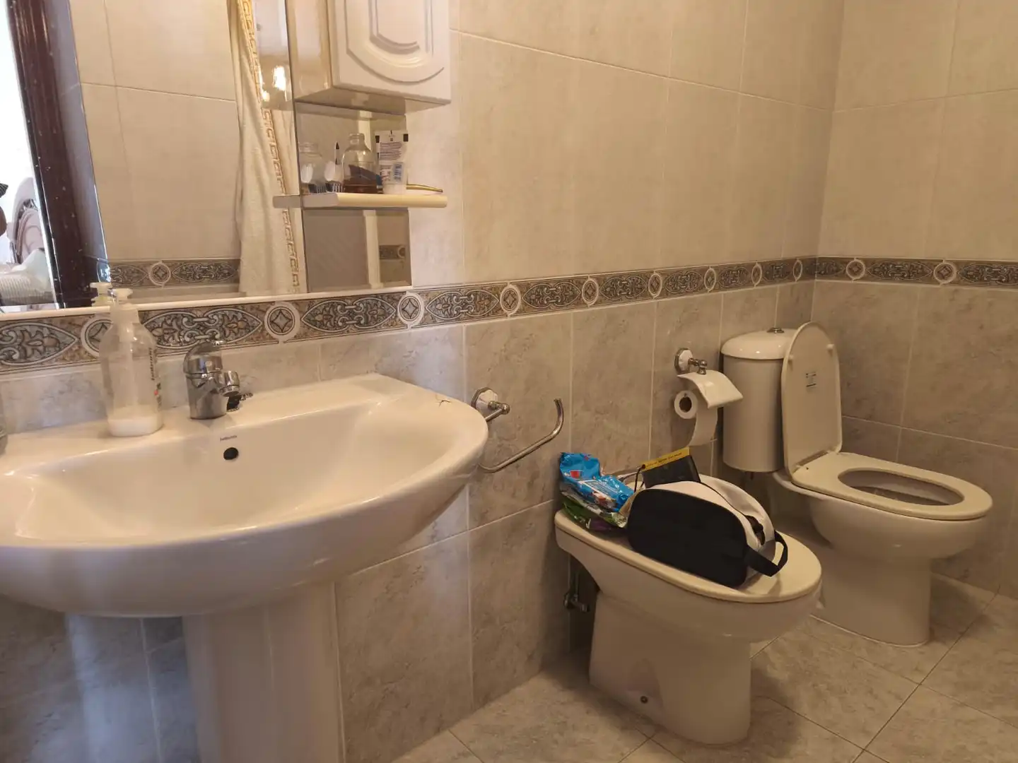 Baño de Piso de alquiler en Lugo con Calefacción, Terraza y Trastero