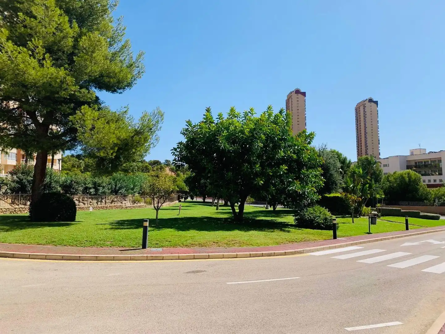 Vista exterior de Àtic en venda en Benidorm amb Aire condicionat, Calefacció i Terrassa