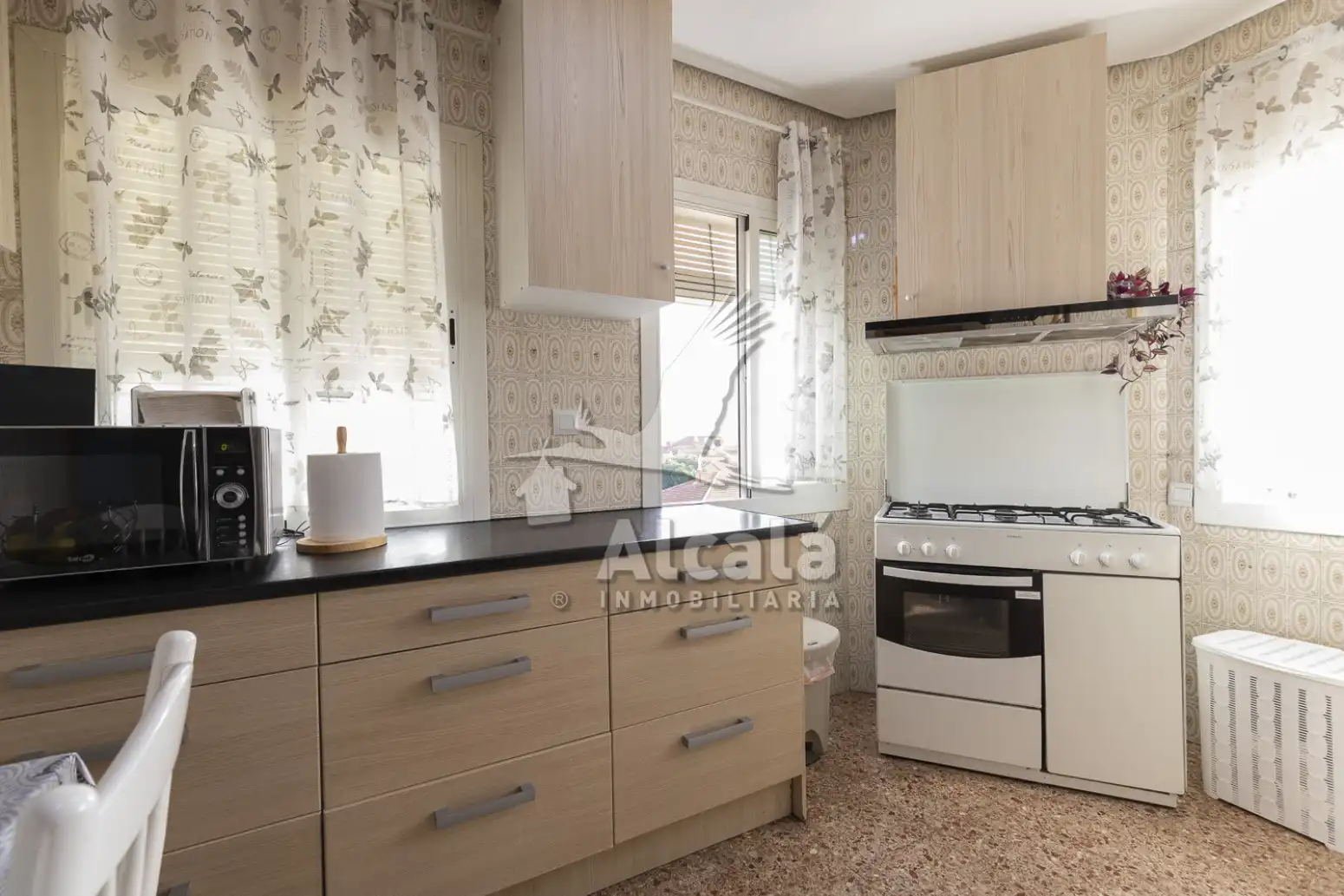 Cocina de Piso en venta en Alcalá de Henares con Calefacción y Terraza