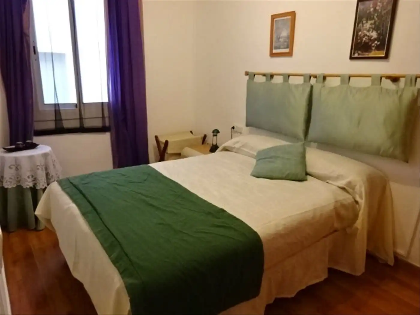 Habitación de Apartamento de alquiler en Barcelona con Aire acondicionado, Calefacción y Amueblado