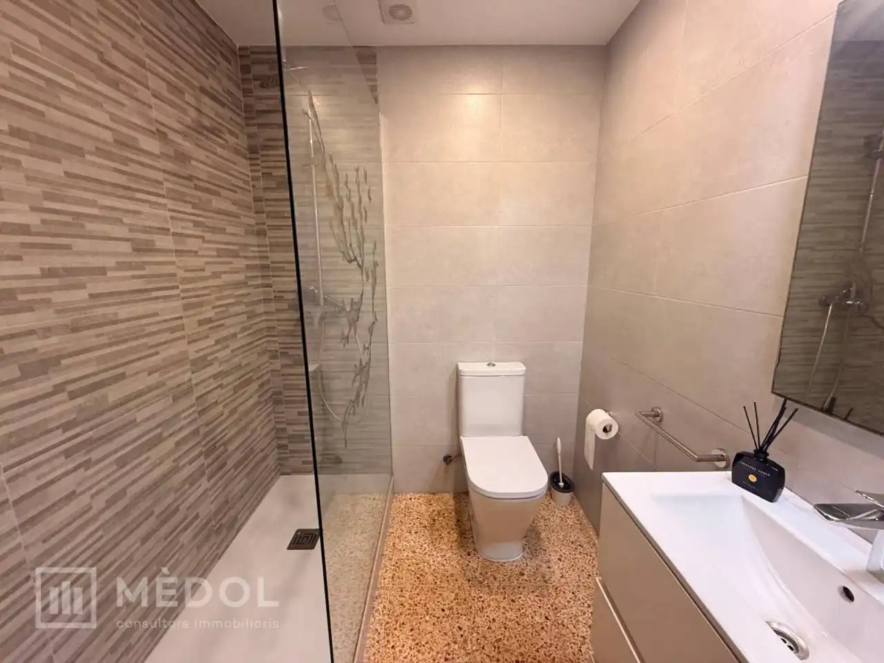 Flat for rent in Calle Ibiza, Nou Eixample Sud