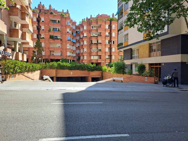 Garaje en Venta en Sarrià