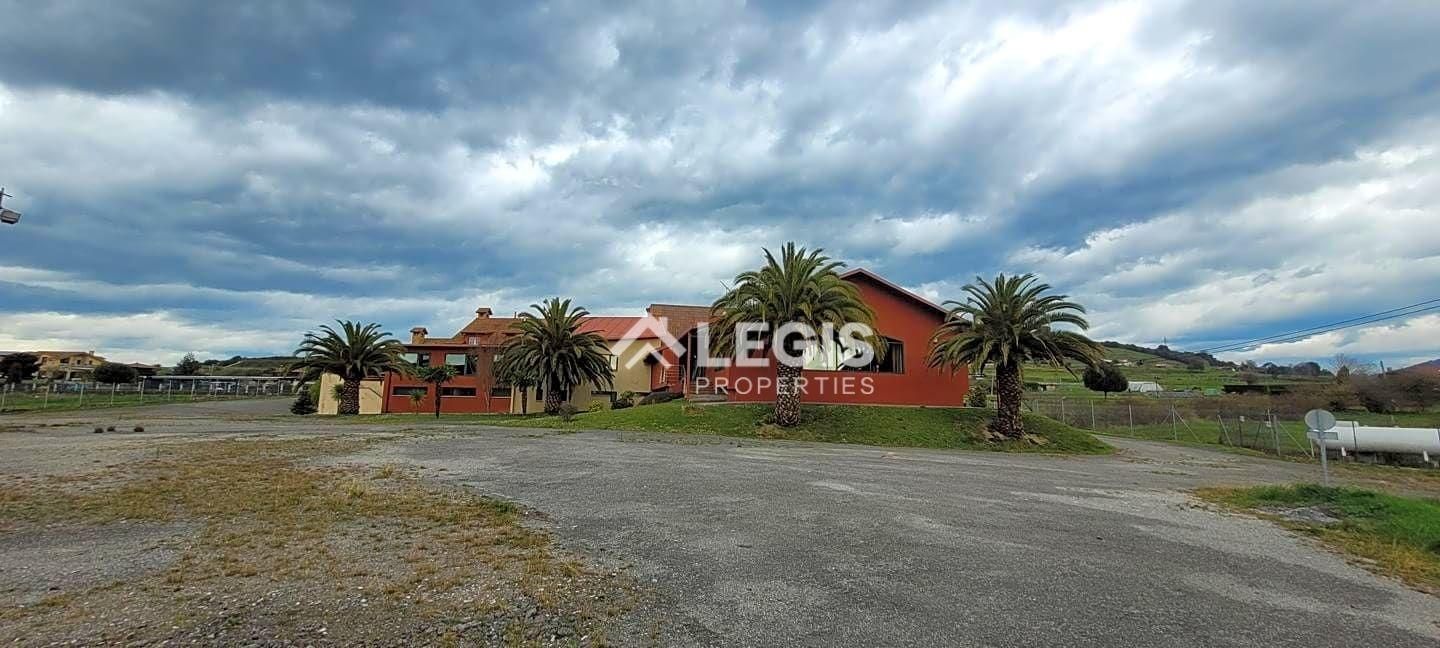 Vista exterior de Edificio en venta en Llanera