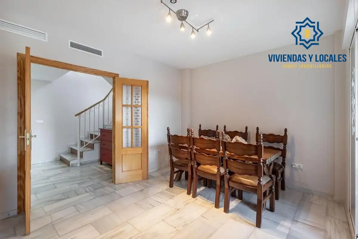 Detached house with pool for sale in Calle Calle Venus, imagen 7
