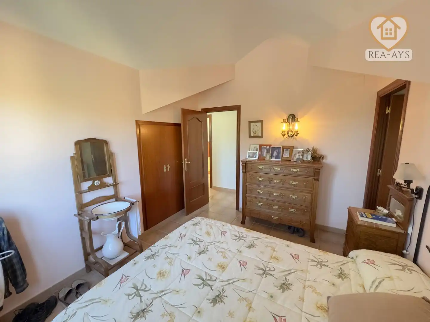Habitación de Casa o chalet en venta en Albinyana con Jardín privado, Terraza y Amueblado