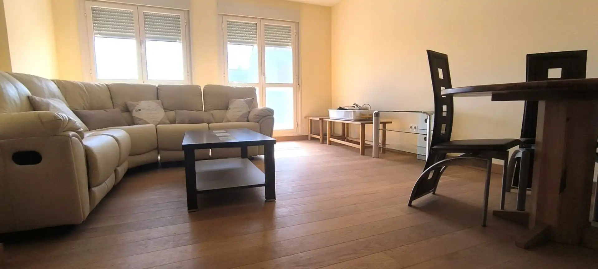Sala de estar de Dúplex en venta en Cenicero con Calefacción, Terraza y Trastero