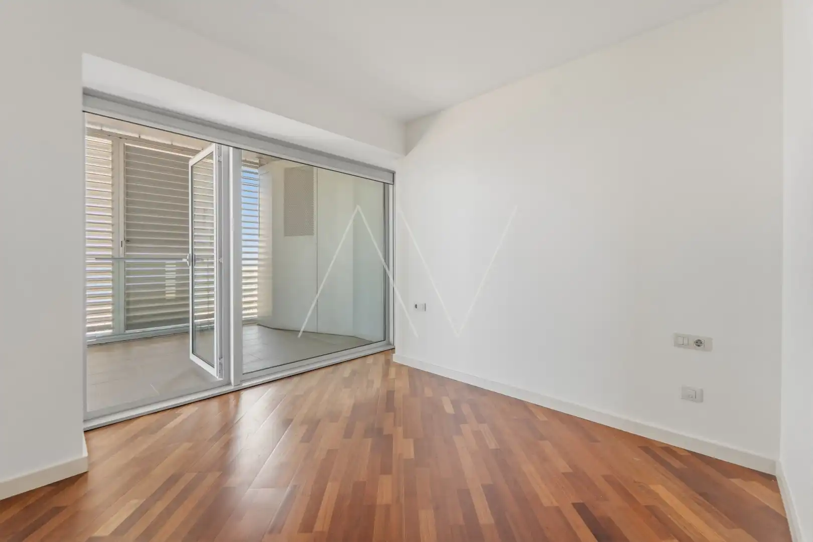 Schlafzimmer von Wohnung zum Verkauf in Barcelona mit Klimaanlage, Heizung und Terrasse