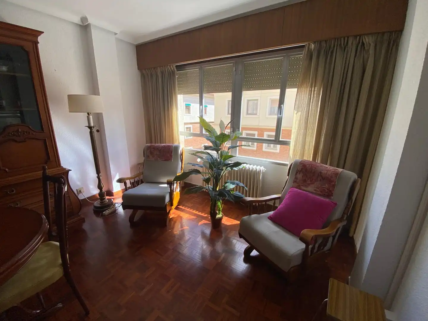Sala de estar de Piso de alquiler en Albacete con Aire acondicionado, Calefacción y Parquet
