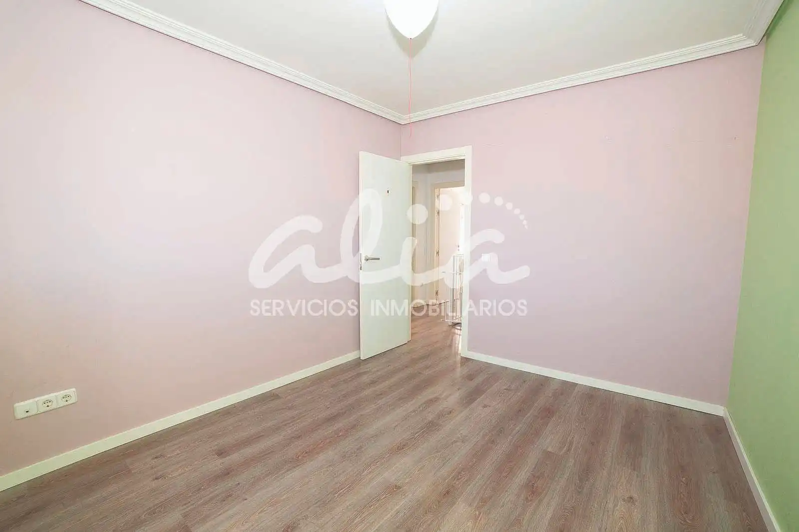Habitación de Casa adosada en venta en Seseña con Aire acondicionado, Calefacción y Parquet