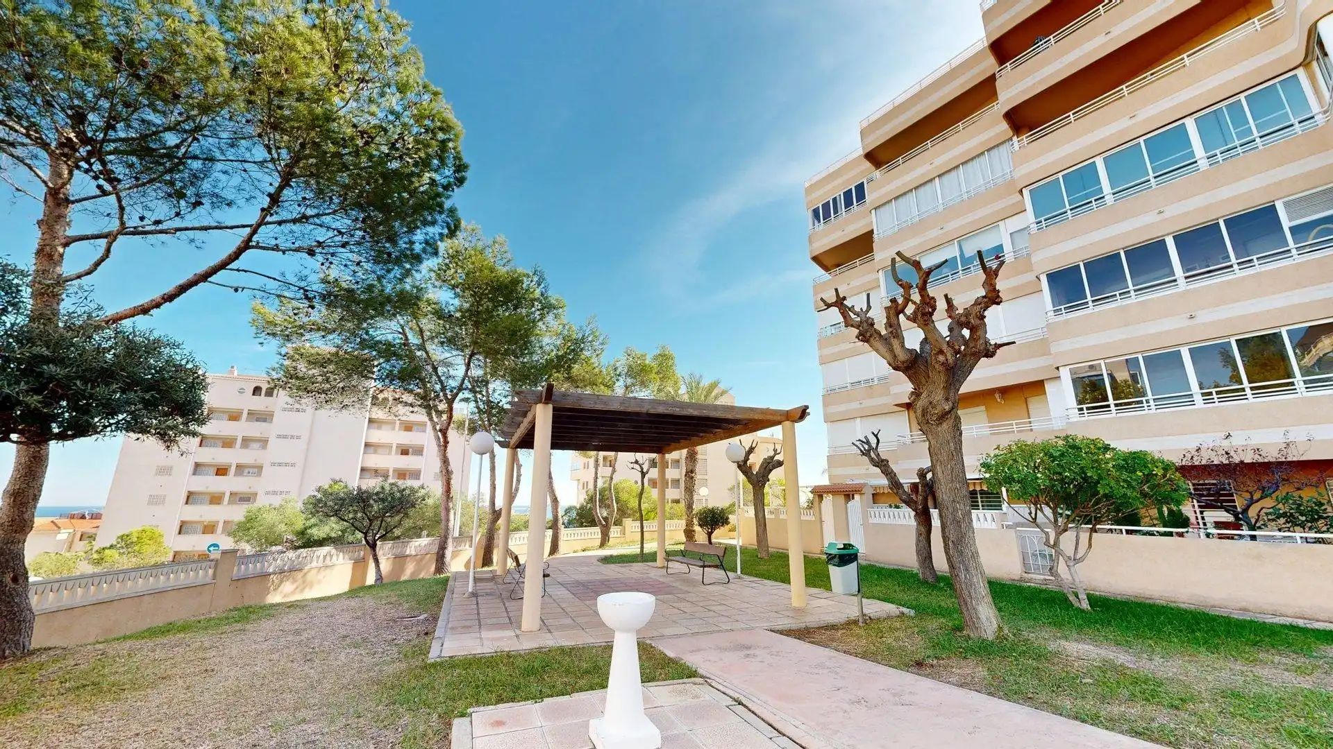 Apartamento con piscina en alquiler en Calle Málaga, imagen 27