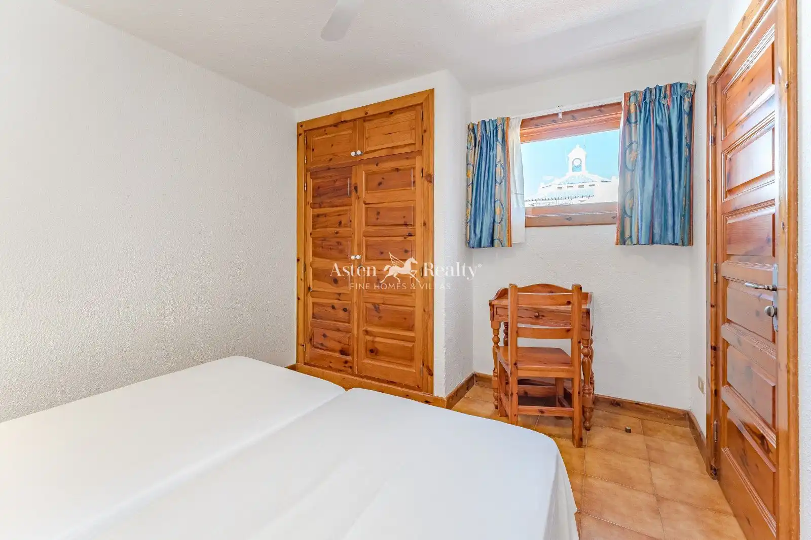 Schlafzimmer von Maisonette zum Verkauf in Arona mit Terrasse, Schwimmbad und Möbliert