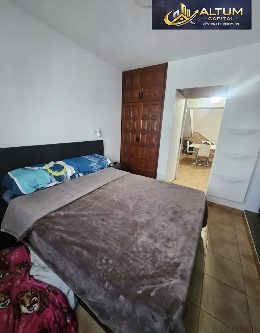 Schlafzimmer von Wohnung zum Verkauf in Arona mit Möbliert, Ofen und Waschmaschine