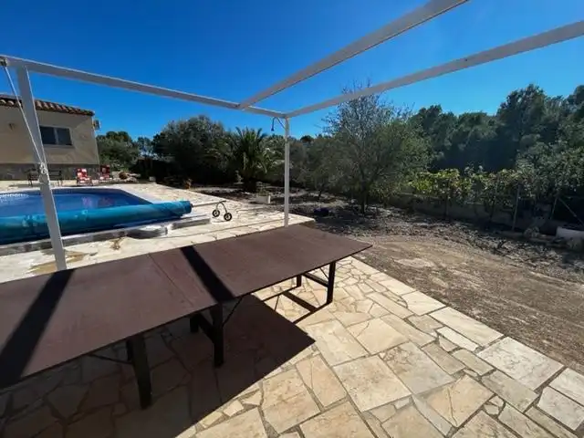Detached house with pool for sale in del Centre, imagen 4