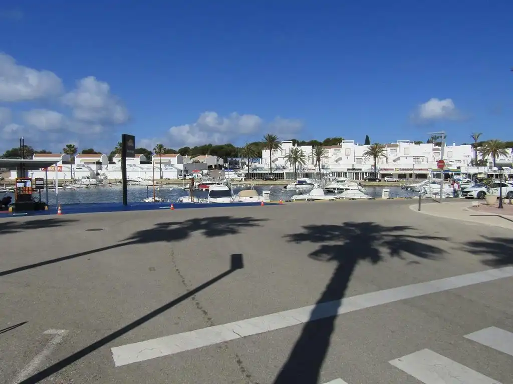 Vista exterior de Local en venda en Ciutadella de Menorca