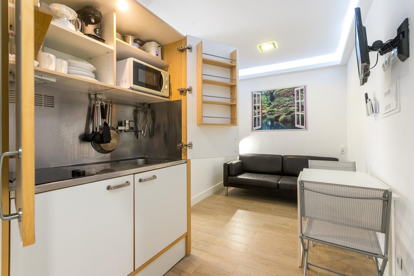 Study for rent in Plaça de la Constitució, Centro Urbano