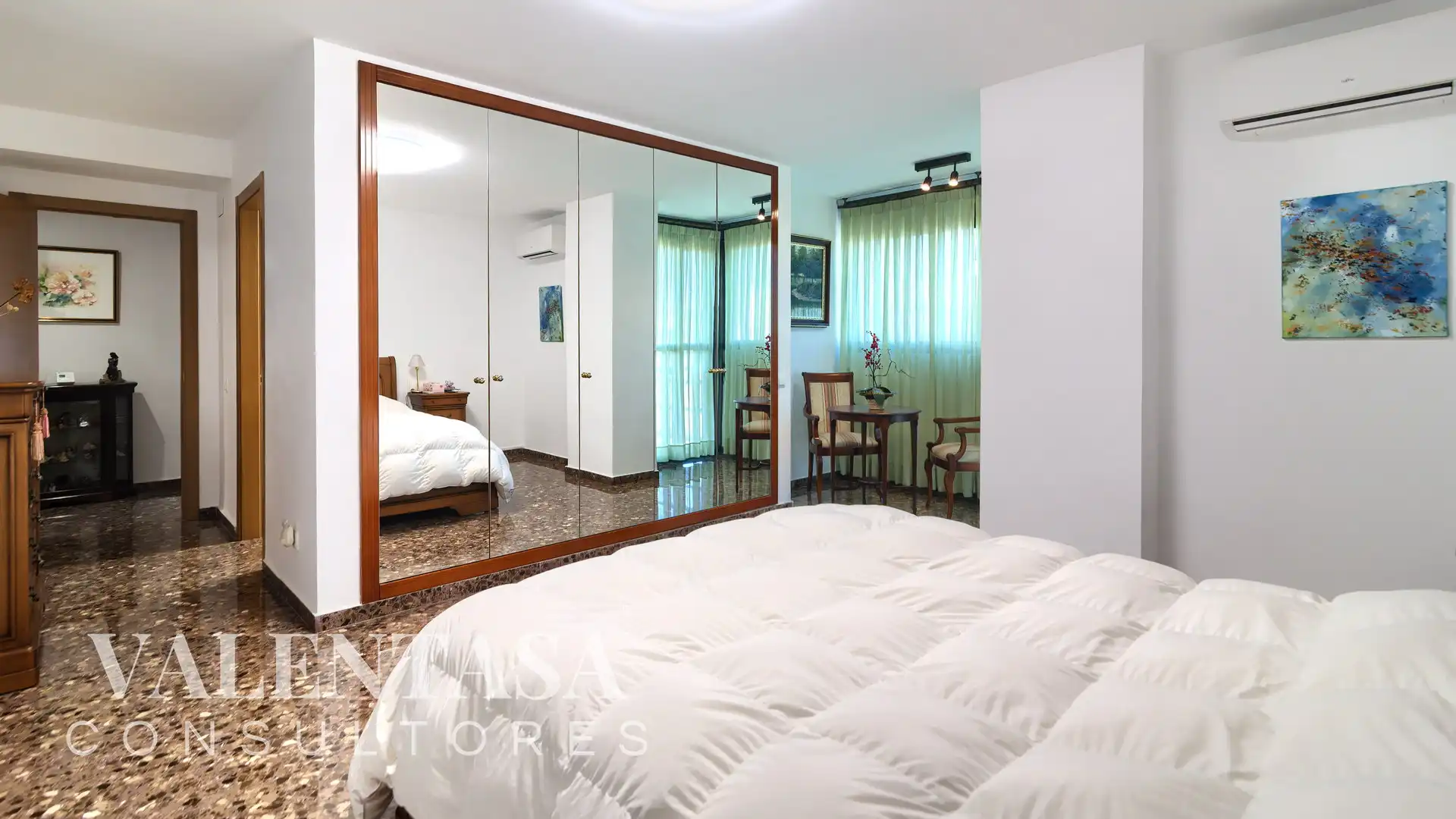 Habitación de Piso en venta en Valencia con Aire acondicionado, Calefacción y Amueblado