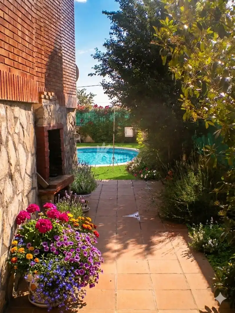 Schwimmbecken von Haus oder Chalet zum Verkauf in Onzonilla mit Heizung, Parkett und Schwimmbad
