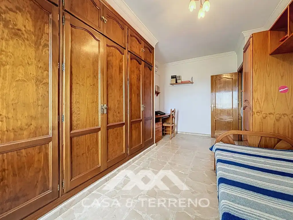 Habitación de Casa o chalet en venta en Vélez-Málaga con Aire acondicionado, Jardín privado y Terraza