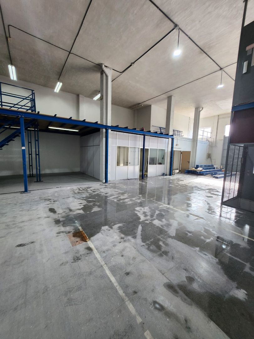 Nave industrial de alquiler en L'Hospitalet de Llobregat