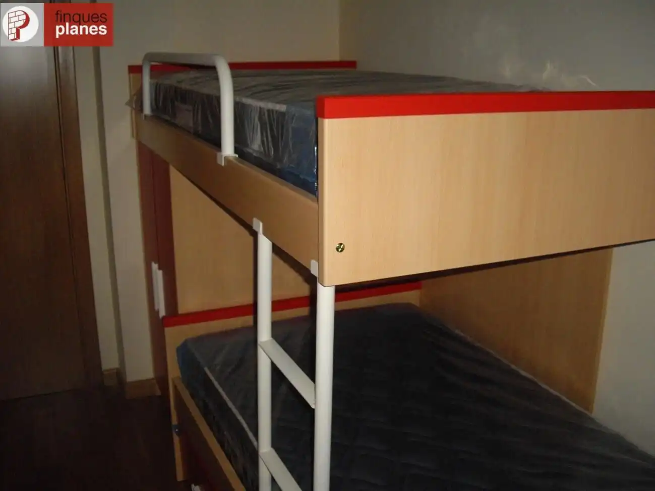 Habitación de Piso en venta en Montferrer i Castellbò con Calefacción, Terraza y Amueblado