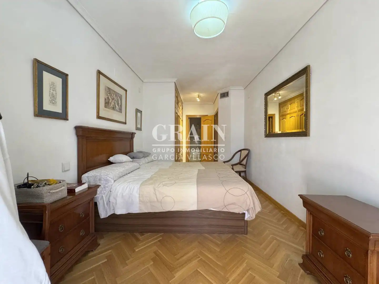 Bedroom of Flat for sale in Albacete  with Air Conditioner, Heating and Parquet flooring