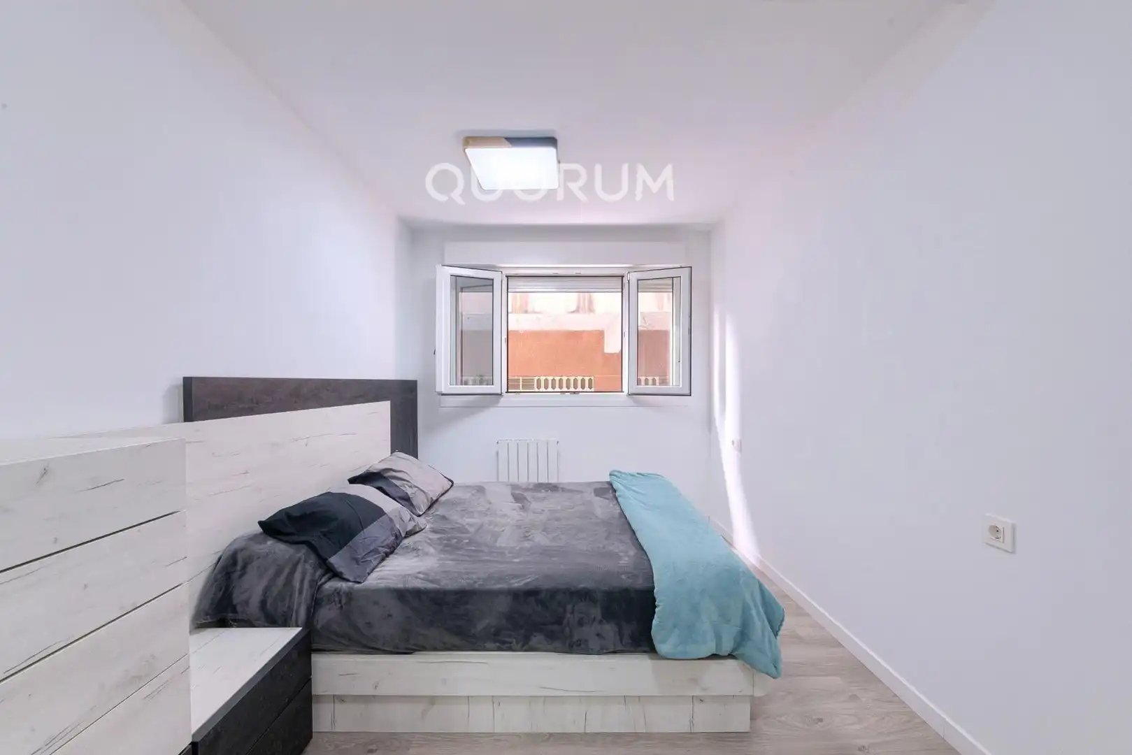 Habitación de Piso en venta en Basauri  con Calefacción y Amueblado