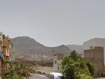 Piso con jardín en venta en Los Quintana - Piso Firme