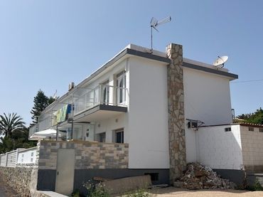 Residenziale in vendita a Urbanización Caleta 7B